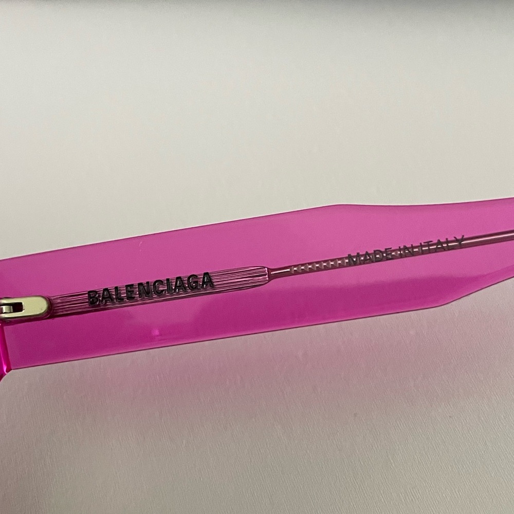 NEW! Balenciaga Hot Pink women’s Sunglasses | unworn - Picture 9 of 10